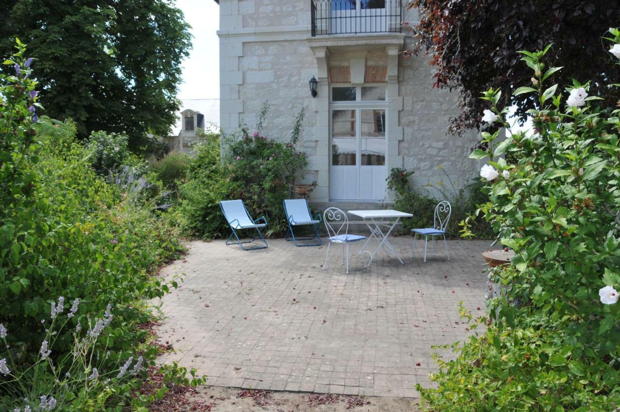 La Terrasse De L'Orangerie Du Chateau - Art Nouveau - Gite 2 Personnes Brain-sur-Allonnes Eksteriør bilde